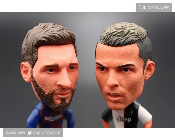 足球女球星人偶头像设计展现运动与时尚的完美融合